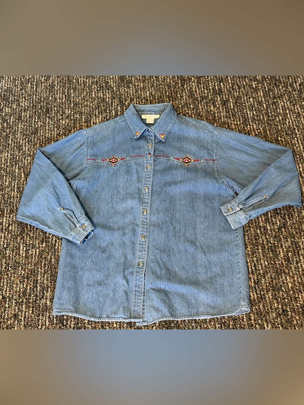 Vintage 80s 90s denim shirt western embroidered details Americana sz Medium